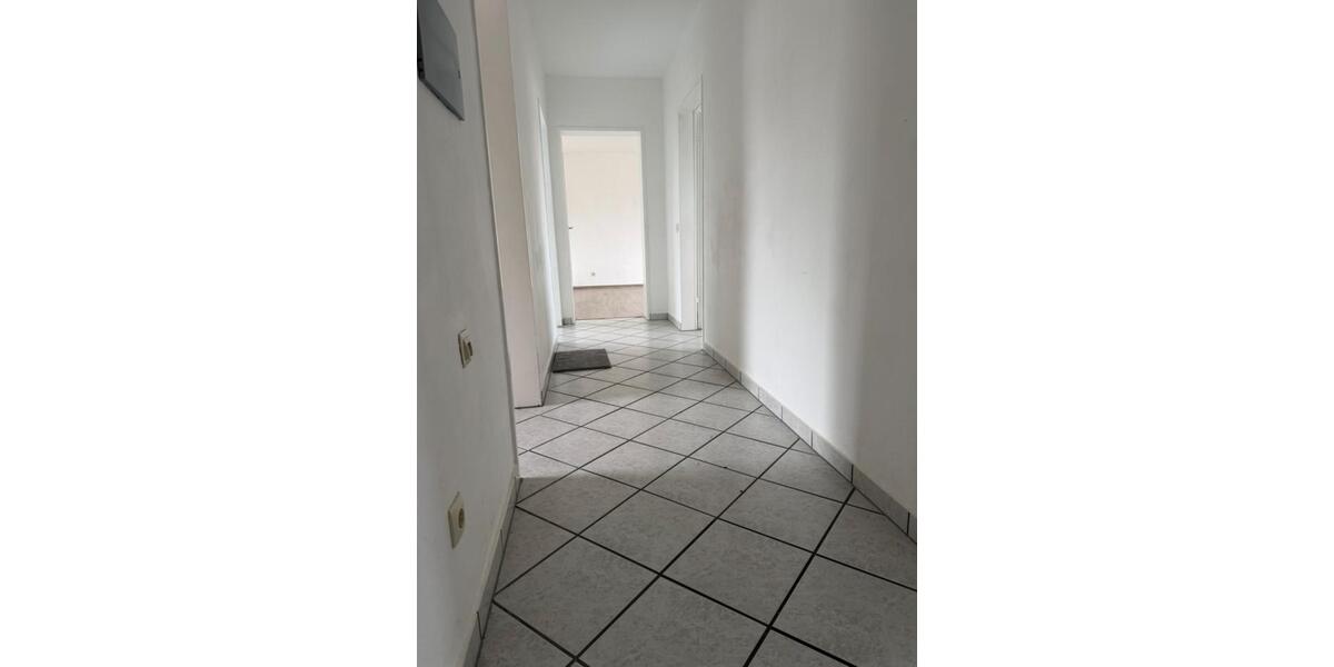Etagenwohnung Fröndenberg (Ruhr) - 3 Zimmer, 84 m&sup2;, 530&euro; | Angebot:25406194