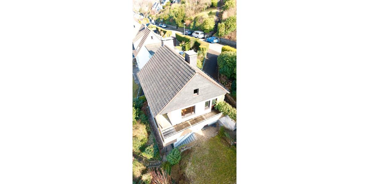 Einfamilienhaus Altena - 5 Zimmer, 120 m&sup2;, 1.300&euro; | Angebot:25657666