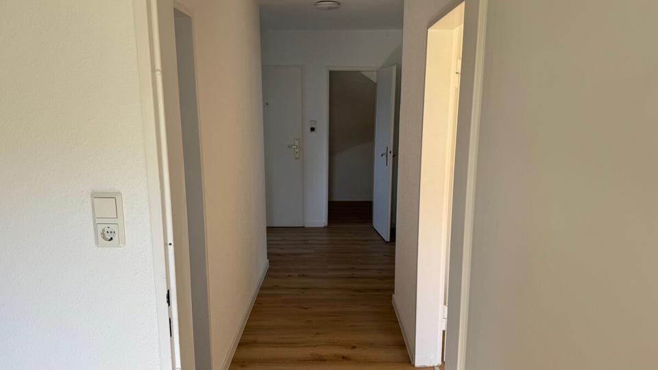 Dachgeschoßwohnung Plettenberg - 3 Zimmer, 60 m&sup2;, 481&euro; | Angebot:26342664