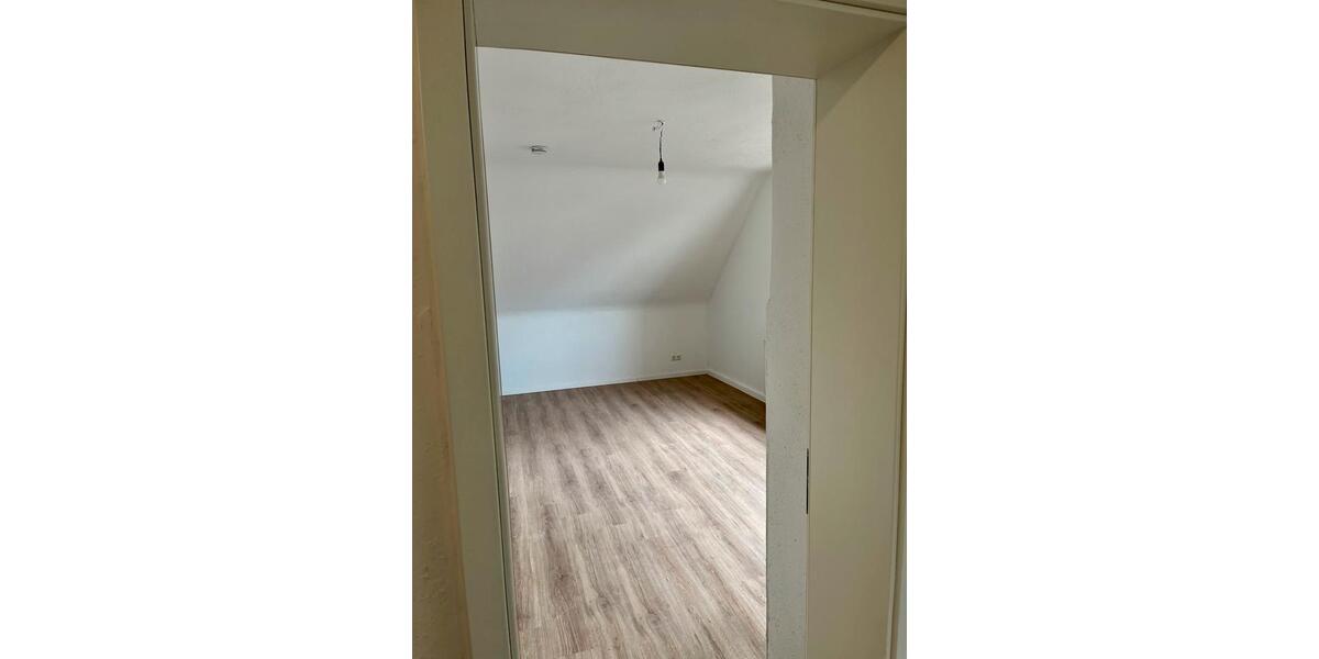 Etagenwohnung Halver - 2 Zimmer, 53 m&sup2;, 530&euro; | Angebot:26623825