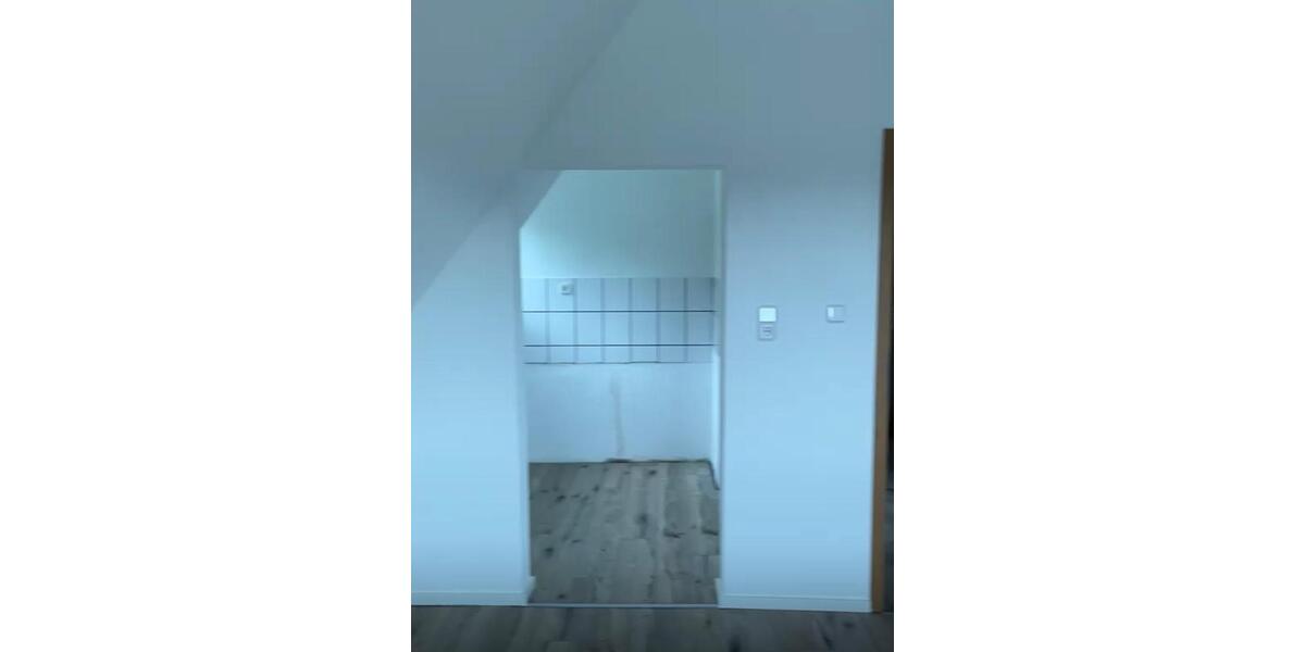 Etagenwohnung Neuenrade - 3 Zimmer, 42 m&sup2;, 350&euro; | Angebot:26618956