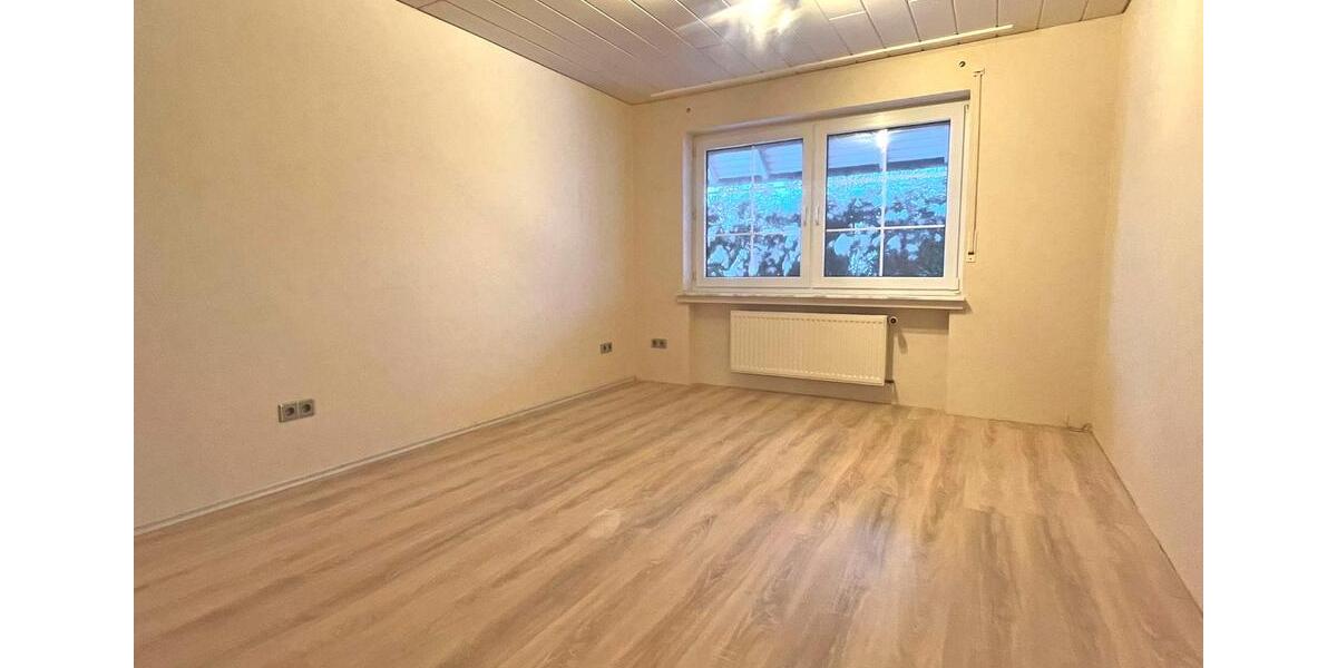 Erdgeschoßwohnung Kierspe - 3.5 Zimmer, 110 m&sup2;, 890&euro; | Angebot:26560397