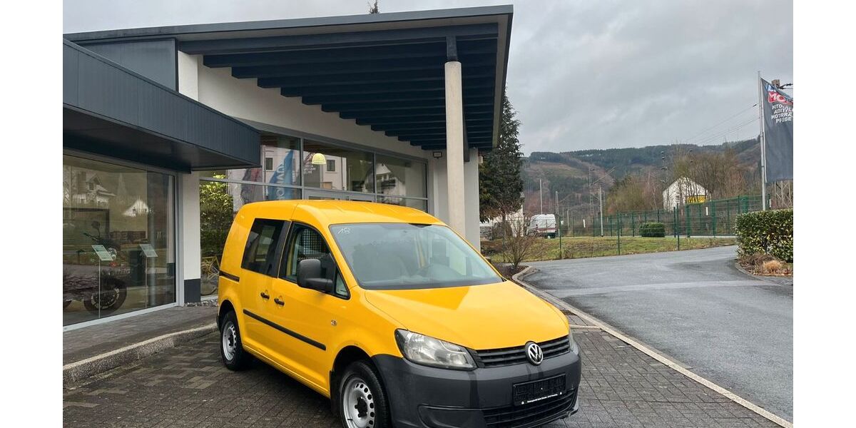 VW Caddy 104.000 km 6.950 &euro; Finnentrop 57413