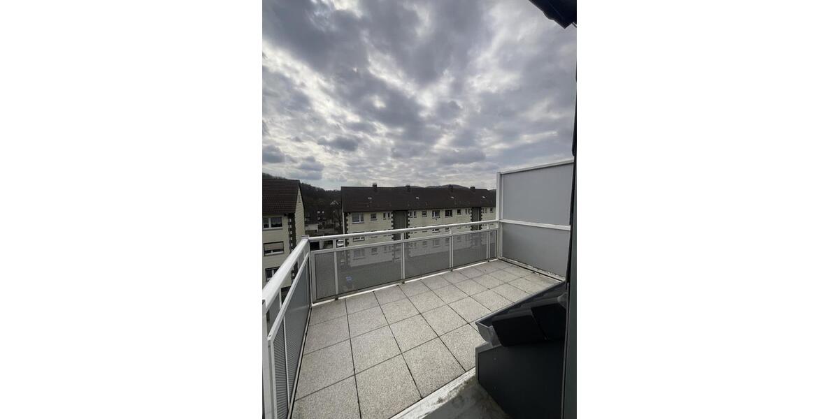 Dachgeschoßwohnung Iserlohn Letmathe - 4 Zimmer, 85 m&sup2;, 719&euro; | Angebot:26008883