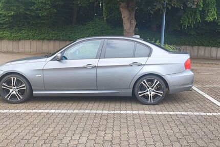 BMW 318 243.000 km 4.400 &euro; Hagen 58099