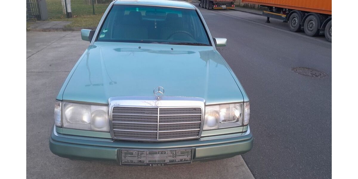 Mercedes-Benz 200 280.000 km 2.750 &euro; Dortmund 44143