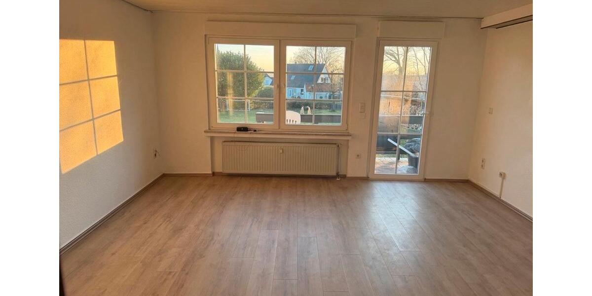 Erdgeschoßwohnung Fröndenberg (Ruhr) - 2.5 Zimmer, 64 m&sup2;, 950&euro; | Angebot:25160883