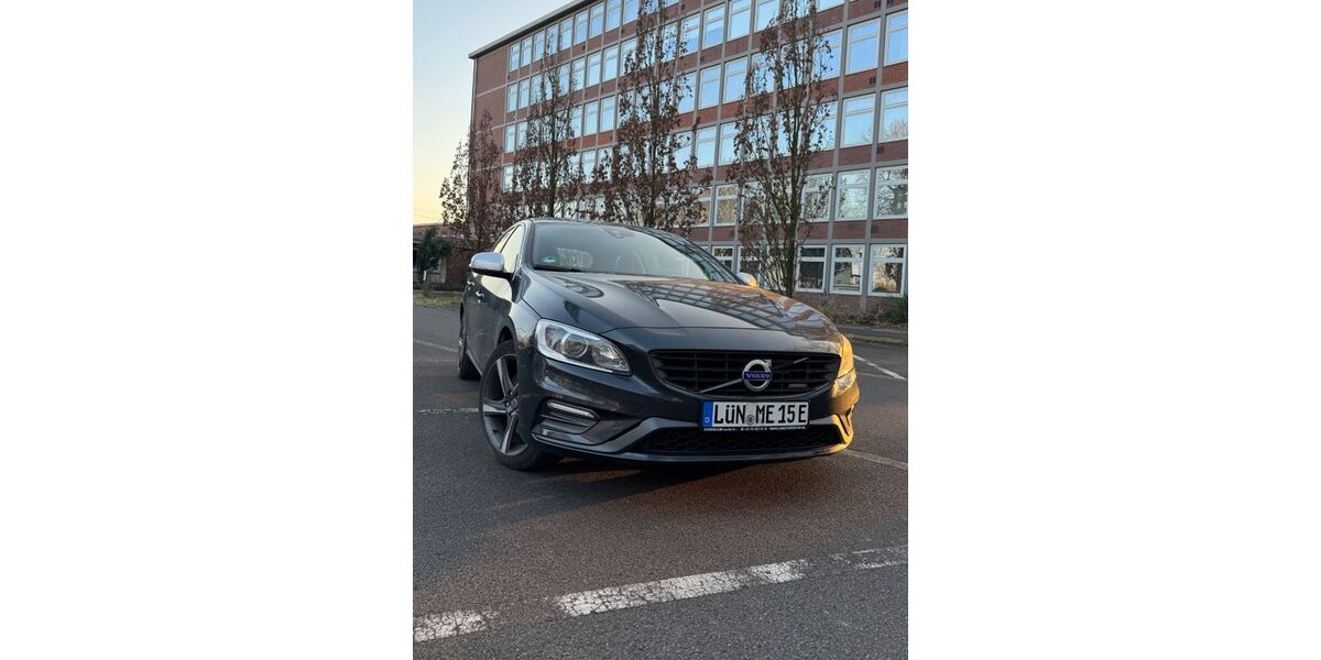 Volvo V60 247.569 km 10.400 &euro; Lünen 44534