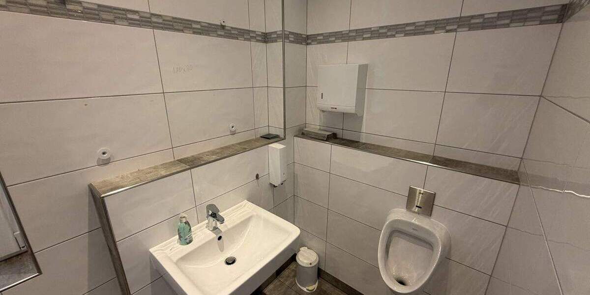 Gewerbeobjekt Hagen Hochschulviertel - 8 Zimmer, 371 m&sup2;, 4.200&euro; | Angebot:25799404