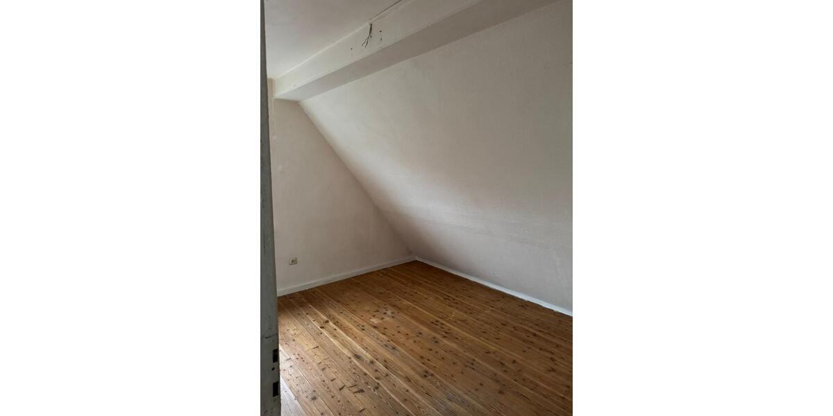Dachgeschoßwohnung Lüdenscheid Staberg - 2 Zimmer, 58 m&sup2;, 450&euro; | Angebot:24843181
