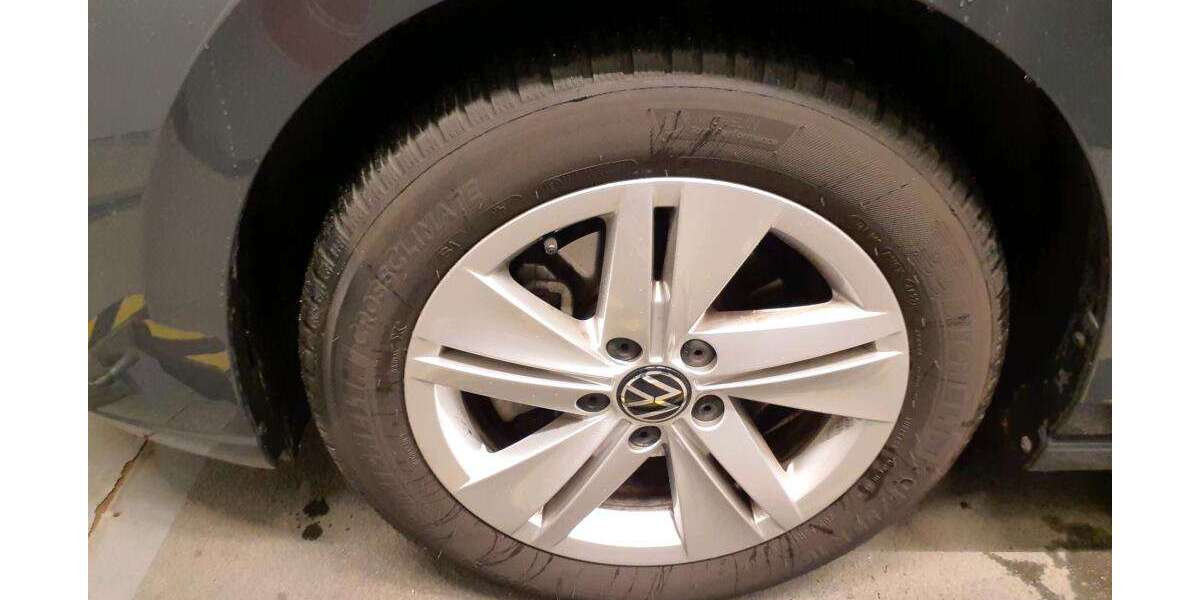 VW Golf Life 1.0 eTSI DSG NAVI LED ACC ALU GJR APS SI 13.686 km 22.488 &euro; Bergkamen 59192