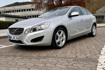 Volvo S60 140.000 km 10.250 &euro; Plettenberg 58840