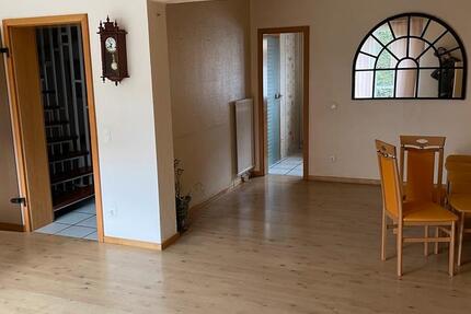 Haus Bönen - 5 Zimmer, 120 m&sup2;, 260.000&euro; | Angebot:25431365