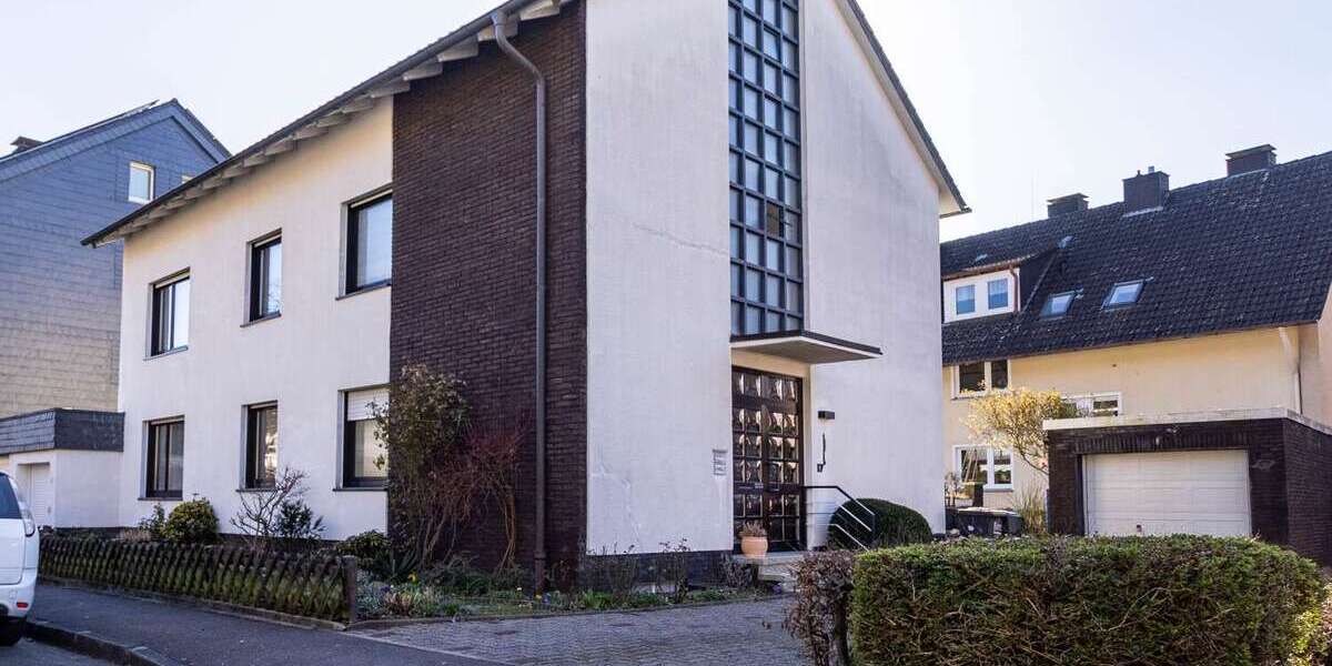 Einfamilienhaus Arnsberg Obereimer - 10 Zimmer, 234 m&sup2;, 449.000&euro; | Angebot:25940927