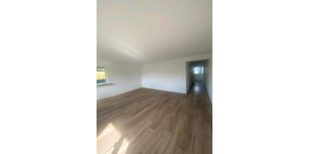 Dachgeschoßwohnung Arnsberg Holzen - 3 Zimmer, 85 m&sup2;, 807&euro; | Angebot:25882195