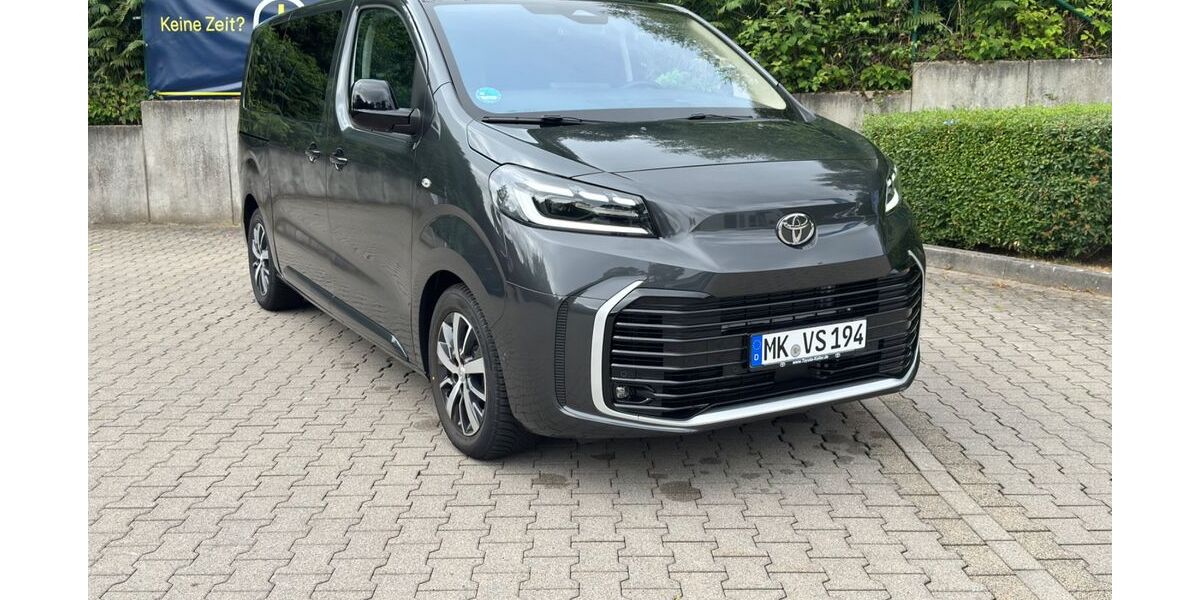 Toyota Proace (Verso) 2.299 km 46.490 &euro; Lüdenscheid 58511