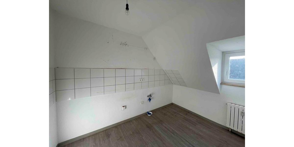 Dachgeschoßwohnung Dortmund Eving - 2.5 Zimmer, 37 m&sup2;, 391&euro; | Angebot:25881130