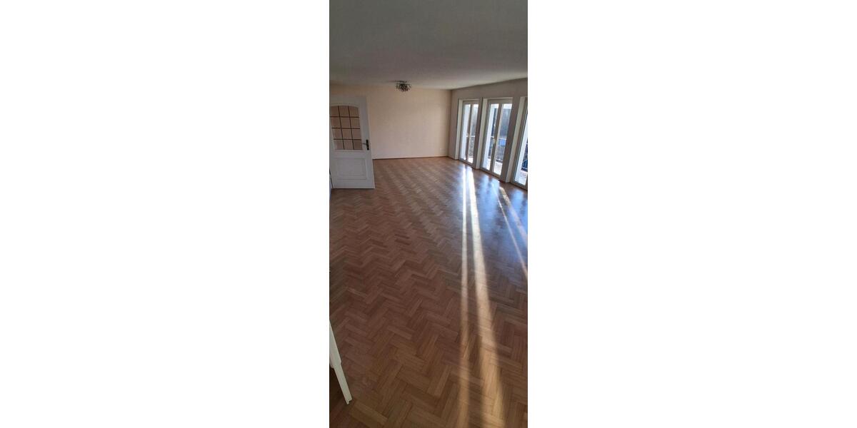 Einfamilienhaus Sundern (Sauerland) - 8 Zimmer, 270 m&sup2;, 499.000&euro; | Angebot:24574690