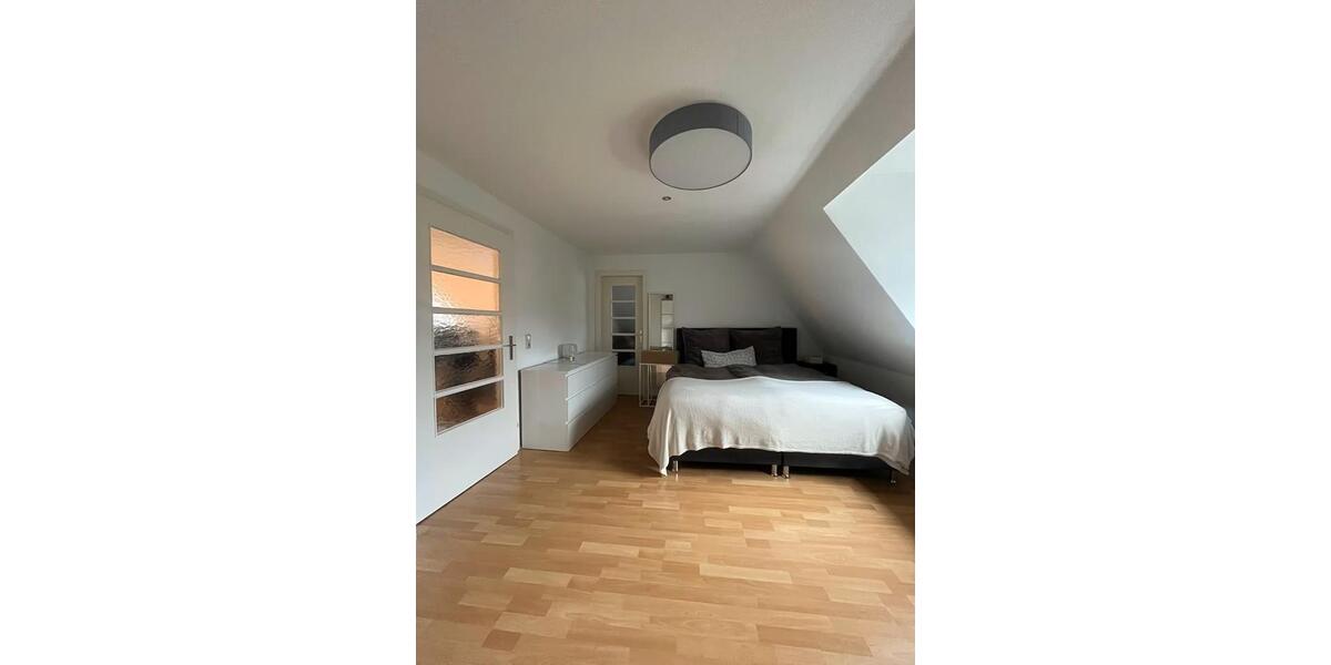 Dachgeschoßwohnung Hagen Hagen-Mitte - 2.5 Zimmer, 67 m&sup2;, 503&euro; | Angebot:25894292