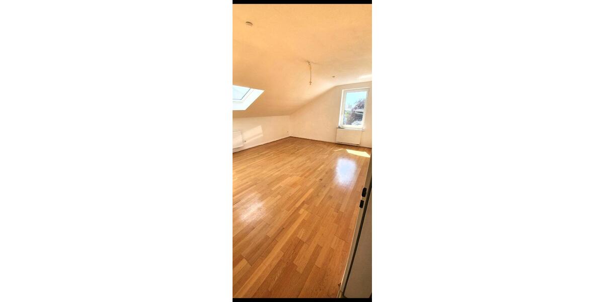Dachgeschoßwohnung Lüdenscheid Staberg - 2 Zimmer, 75 m&sup2;, 540&euro; | Angebot:26625146