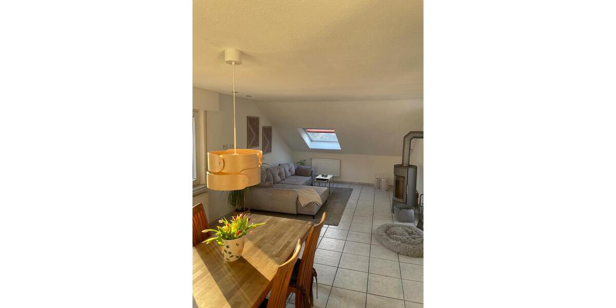 Dachgeschoßwohnung Arnsberg Holzen - 2.5 Zimmer, 95 m&sup2;, 1.000&euro; | Angebot:24617750