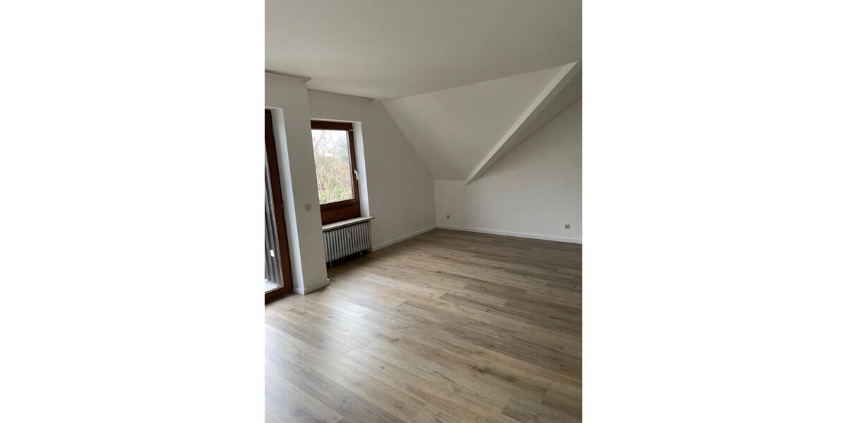 Dachgeschoßwohnung Dortmund Brackel - 1.5 Zimmer, 56 m&sup2;, 560&euro; | Angebot:24877660