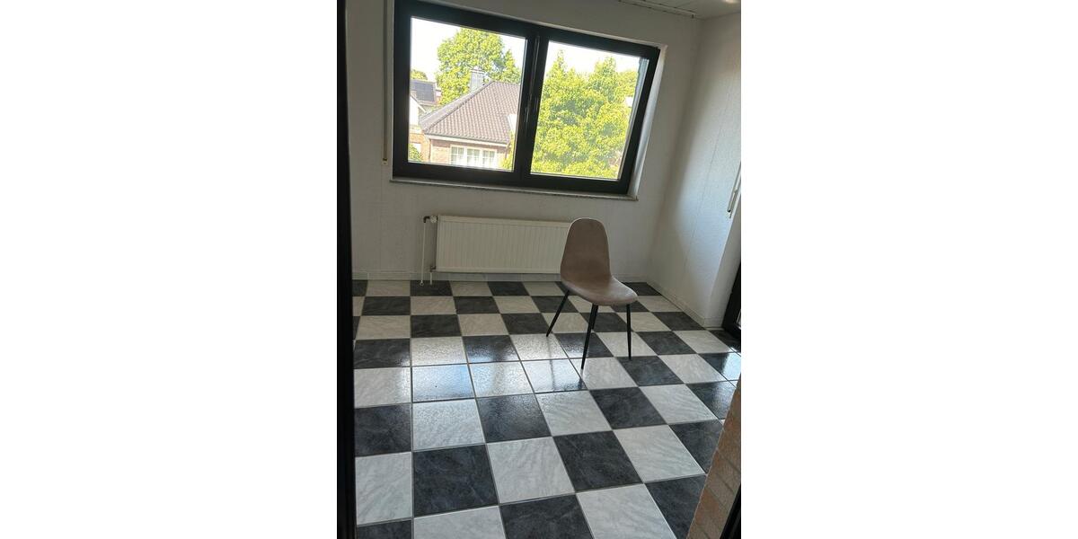 Etagenwohnung Kamen - 3.5 Zimmer, 110 m&sup2;, 1.250&euro; | Angebot:26532642