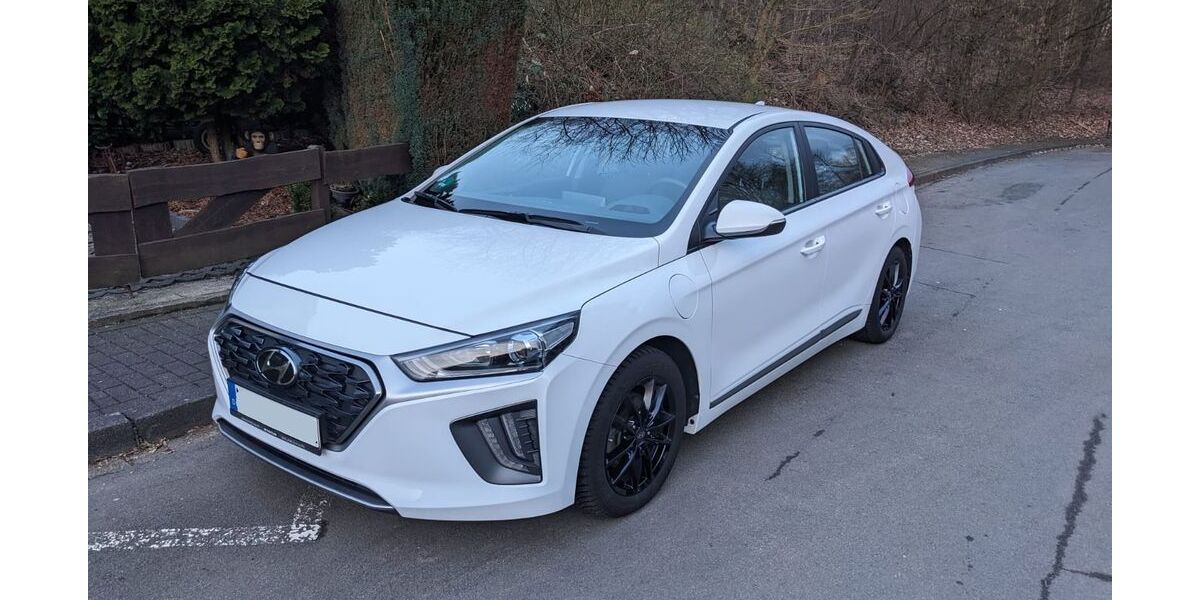 Hyundai IONIQ 57.800 km 16.600 &euro; Hemer 58675