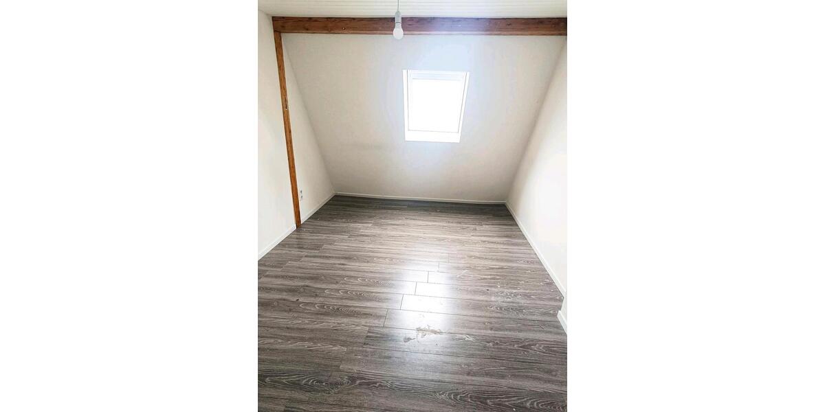 Maisonettenwohnung Lüdenscheid - 4 Zimmer, 110 m&sup2;, 1.200&euro; | Angebot:25904655