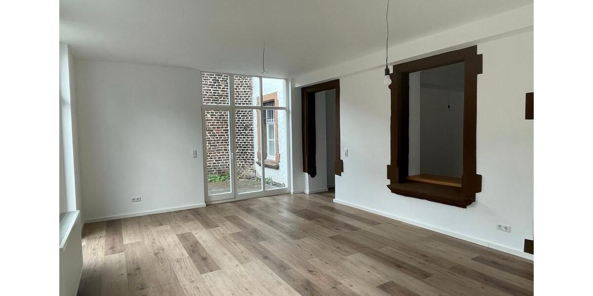 Erdgeschoßwohnung Arnsberg Rusch - 3 Zimmer, 154 m&sup2;, 1.300&euro; | Angebot:26645563