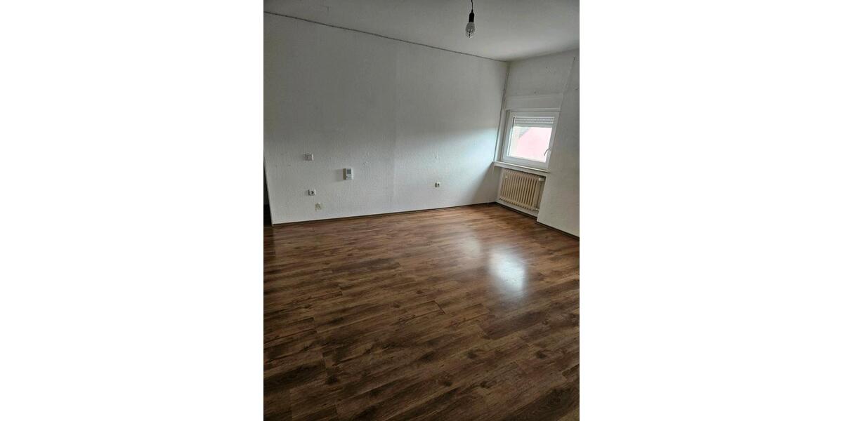 Etagenwohnung Dortmund Innenstadt Nord - 3 Zimmer, 140 m&sup2;, 650&euro; | Angebot:25712276