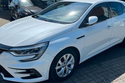 Renault Megane 62.900 km 15.990 &euro; Arnsberg 59759