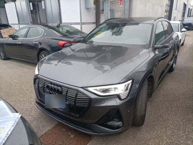 Audi e-tron 76.811 km 40.760 &euro; Hagen 58091