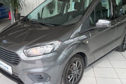 Ford Tourneo Courier 55.800 km 14.600 &euro; Arnsberg 59759