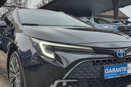 Toyota Corolla 153.000 km 22.490 &euro; Dortmund 44145