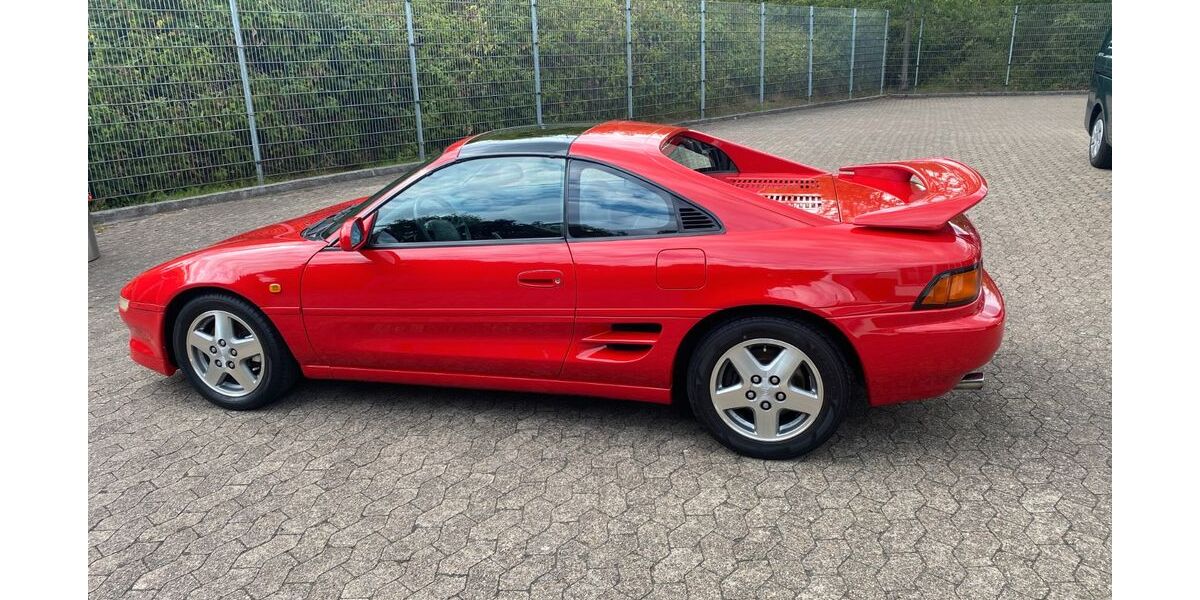 Toyota MR 2 110.000 km 25.900 &euro; Hagen 58089