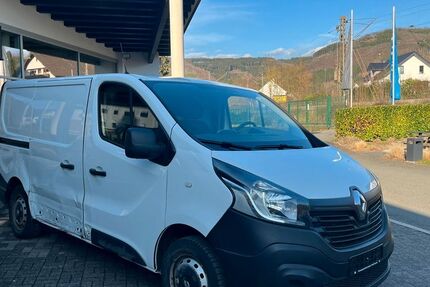 Renault Trafic 69.200 km 10.450 &euro; Finnentrop 57413