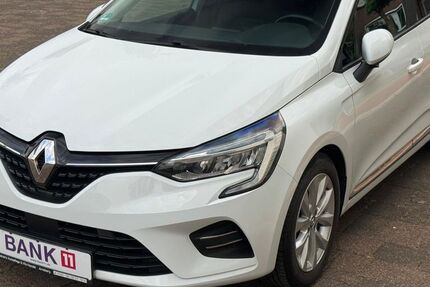 Renault Clio 100.000 km 9.990 &euro; Arnsberg 59755