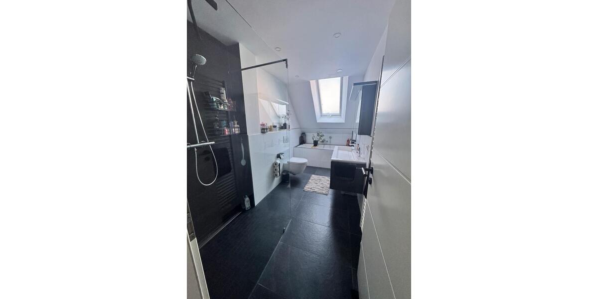 Reihenhaus Lüdenscheid Staberg - 5 Zimmer, 130 m&sup2;, 2.000&euro; | Angebot:25563053