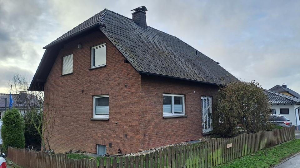 Einfamilienhaus Ense - 6 Zimmer, 200 m&sup2;, 1.600&euro; | Angebot:25840043