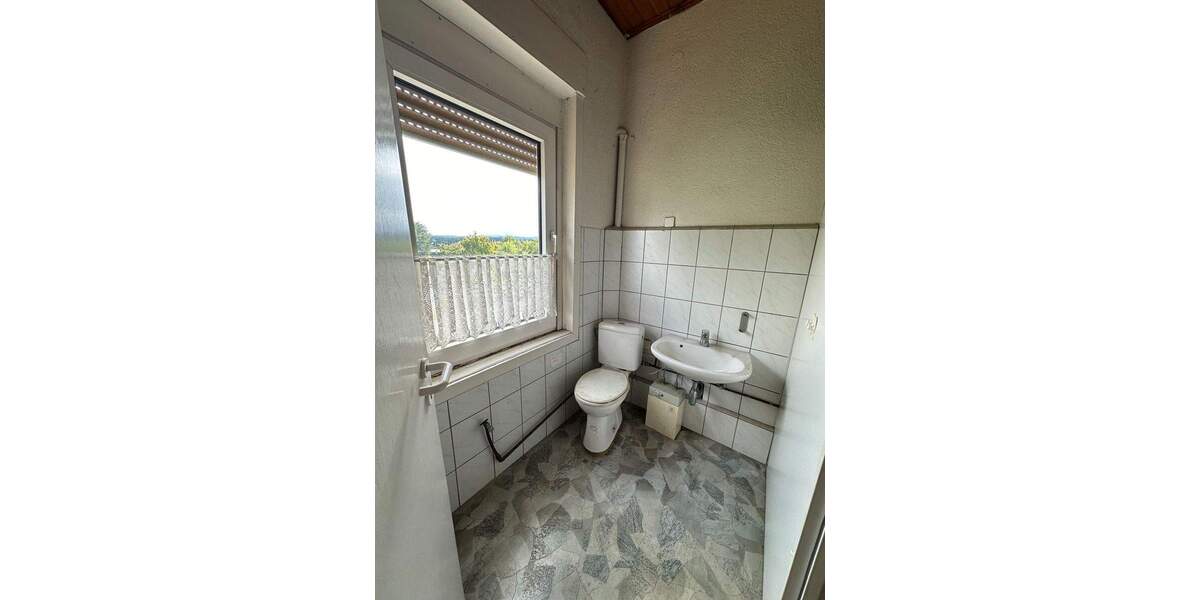 Einfamilienhaus Fröndenberg/Ruhr Ardey - 9 Zimmer, 165 m&sup2;, 298.000&euro; | Angebot:25689722