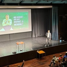 Ein Tag mit Qualle 10.05.2026 Turnhalle Hermann-Gmeiner Schule