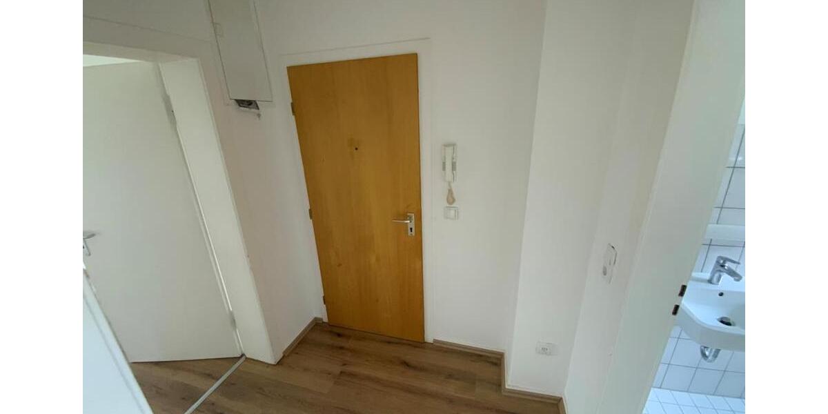 Erdgeschoßwohnung Plettenberg - 2 Zimmer, 42 m&sup2;, 349&euro; | Angebot:25906411