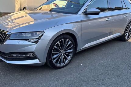 Skoda Superb 61.800 km 29.900 &euro; Dortmund 44143