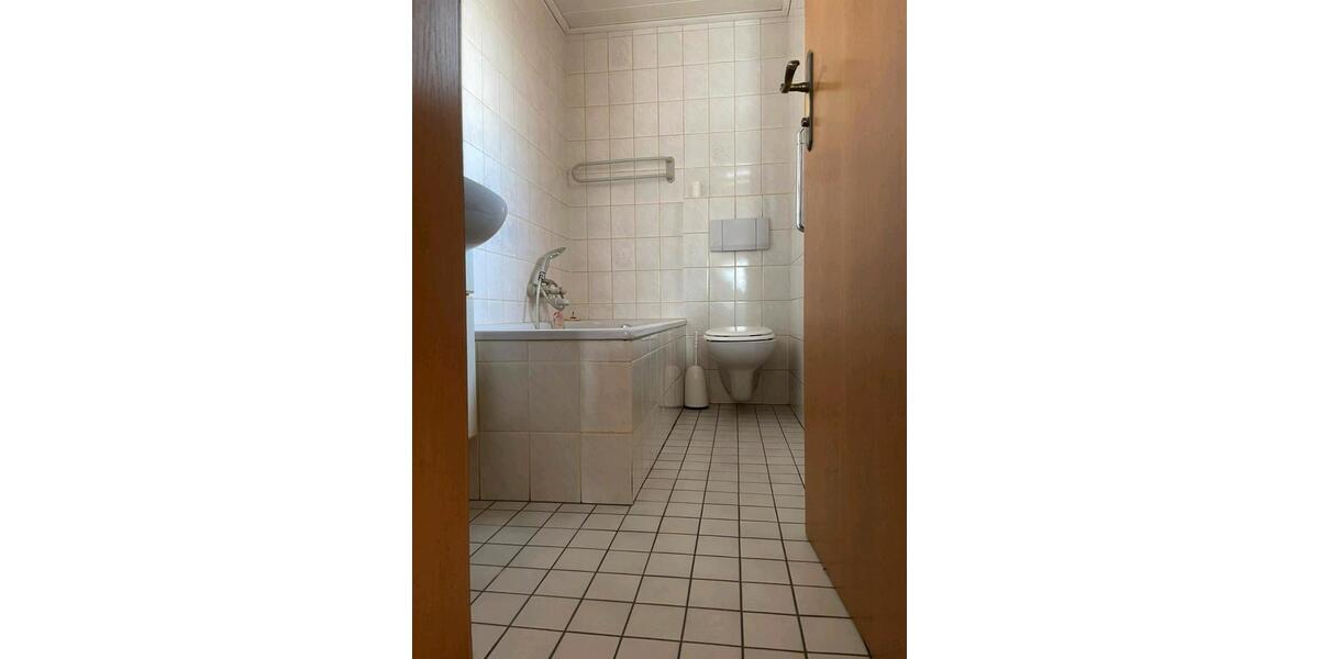Reihenhaus Arnsberg Holzen - 5 Zimmer, 120 m&sup2;, 1.200&euro; | Angebot:26042794