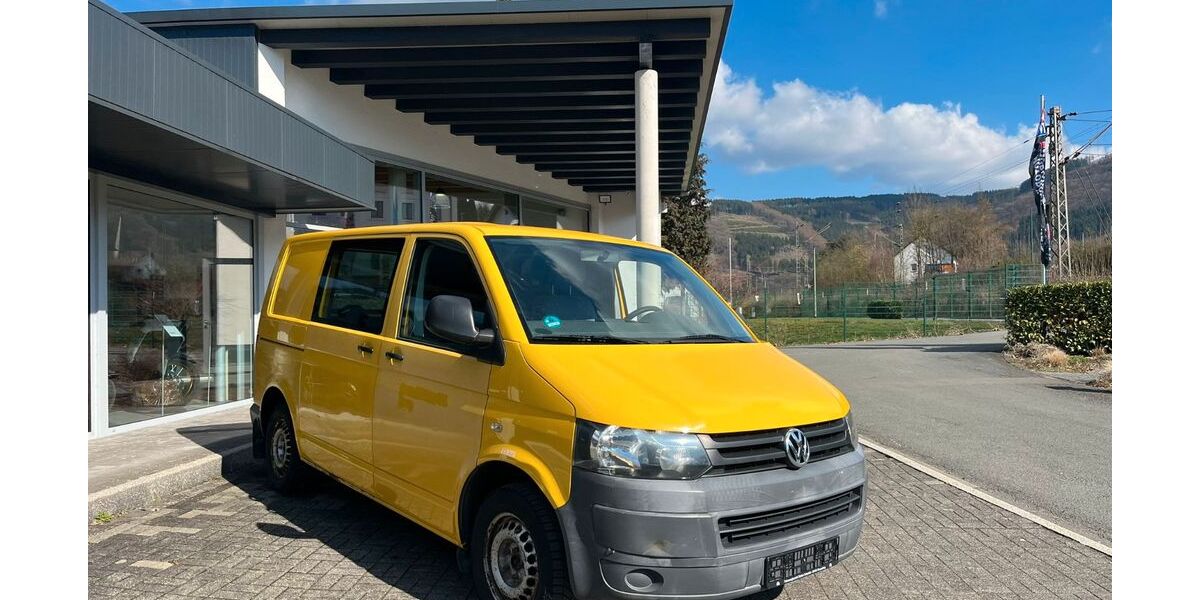 VW T5 Transporter 76.000 km 6.990 &euro; Finnentrop 57413