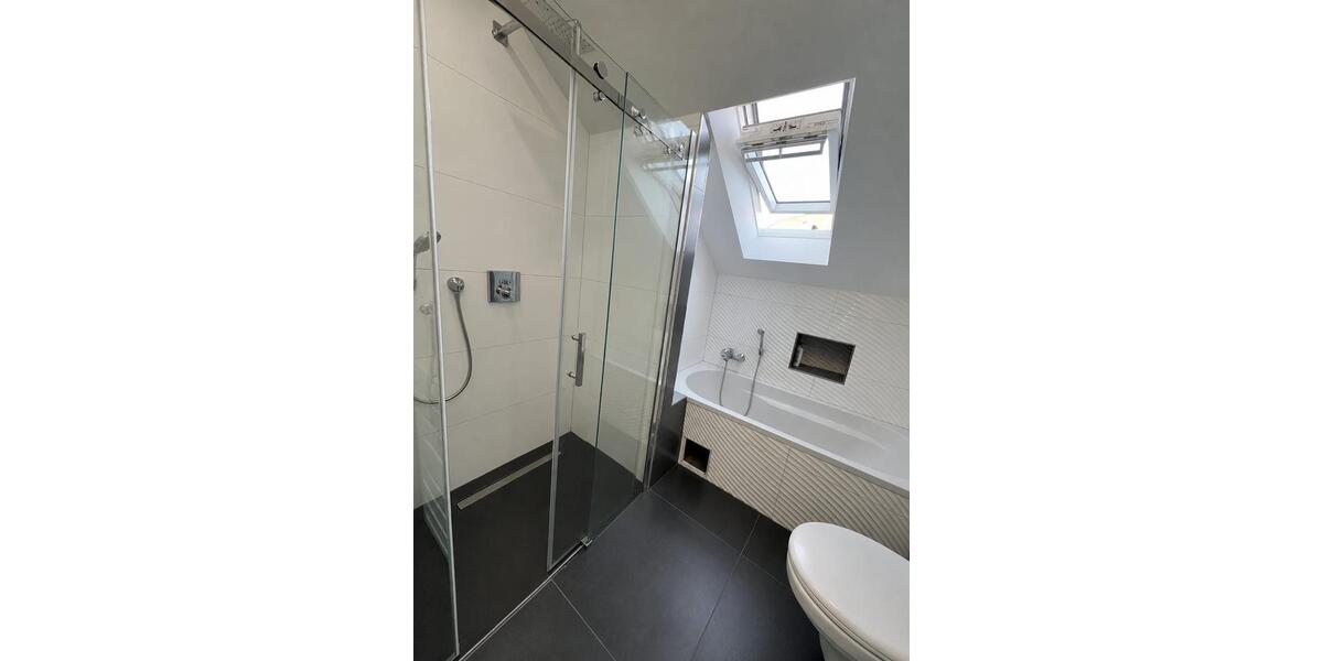 Etagenwohnung Werdohl - 4 Zimmer, 120 m&sup2;, 650&euro; | Angebot:26624762