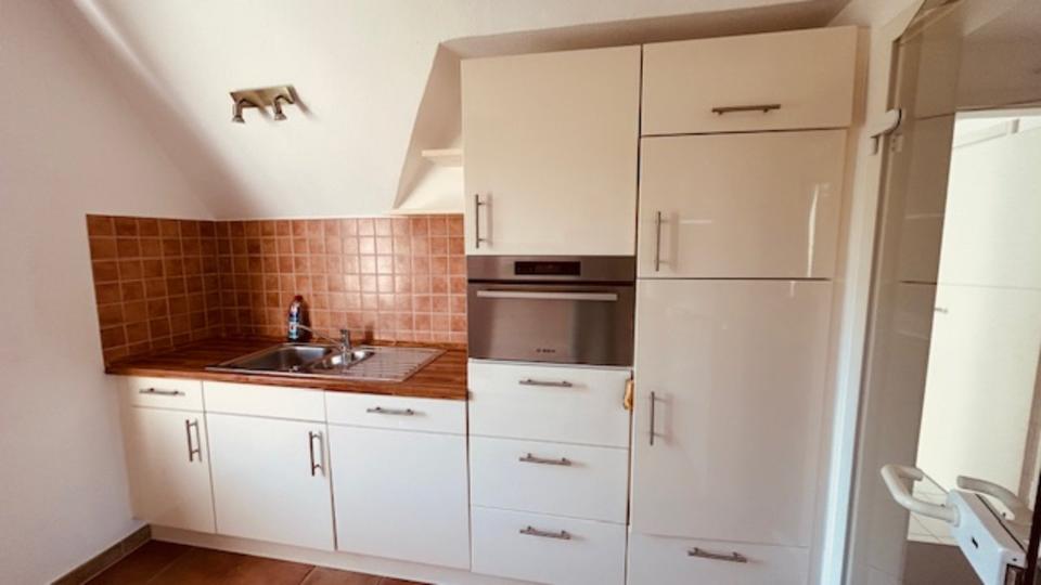 Dachgeschoßwohnung Halver - 3 Zimmer, 117 m&sup2;, 900&euro; | Angebot:25988805
