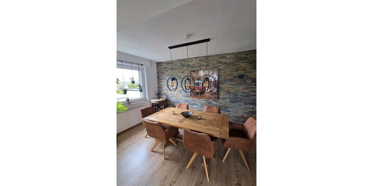 Etagenwohnung Breckerfeld - 5 Zimmer, 107 m&sup2;, 700&euro; | Angebot:26610450