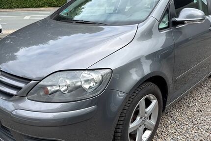 VW Golf 111.000 km 2.990 &euro; Lüdenscheid 58507